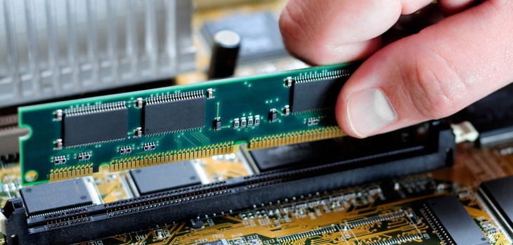 Computer beeps due to RAM error